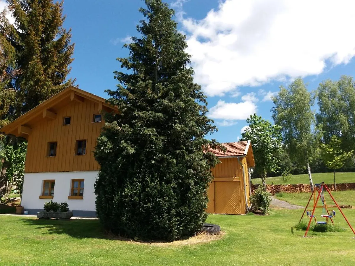 Lovely Holiday Home In Viechtach Near The Forest
