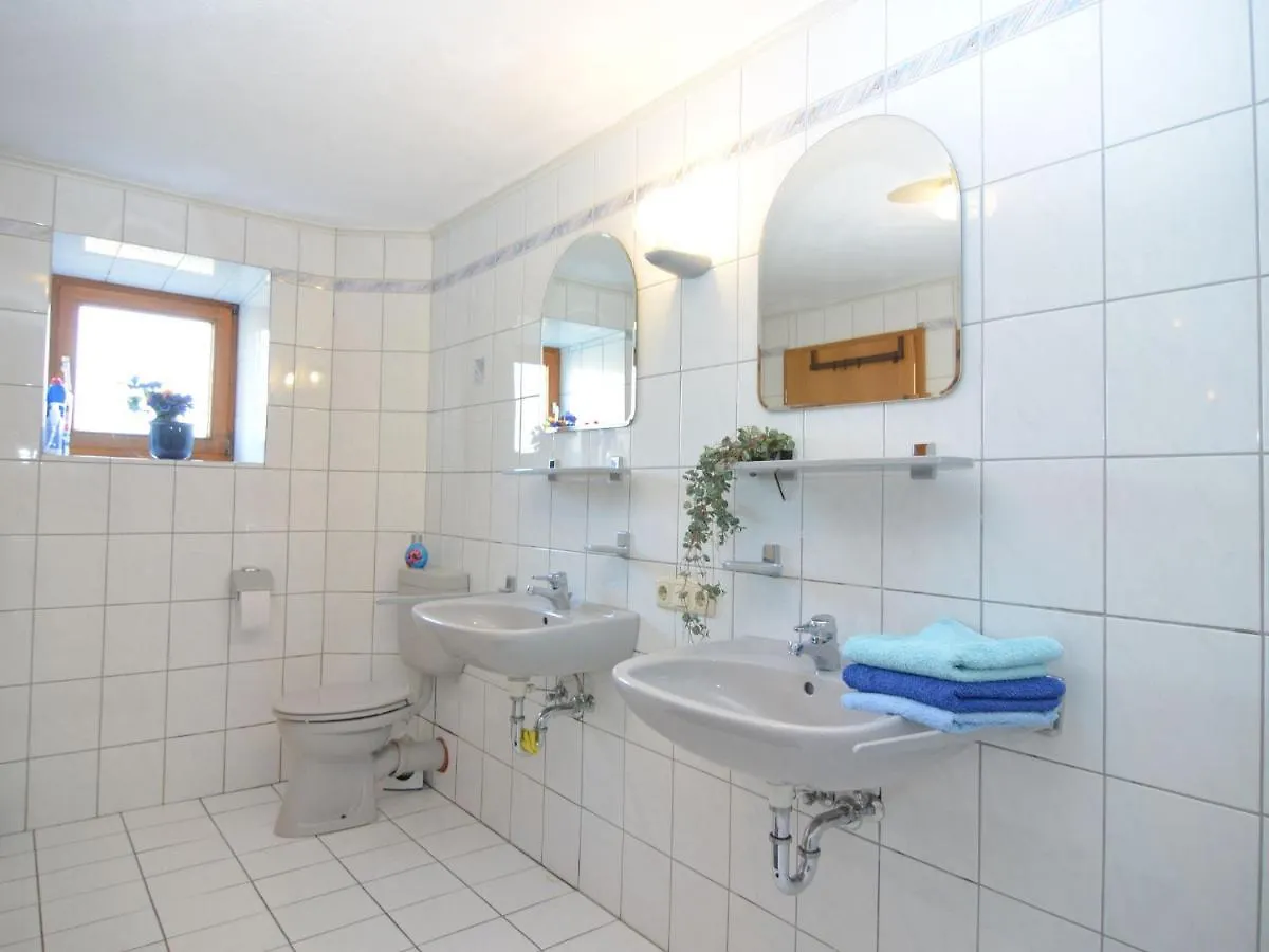 Lovely Holiday Home In Viechtach Near The Forest