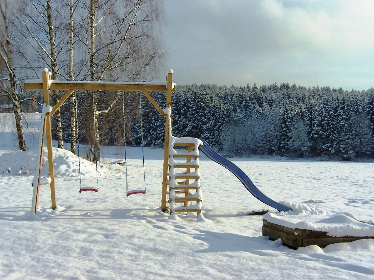 Lovely Holiday Home In Viechtach Near The Forest