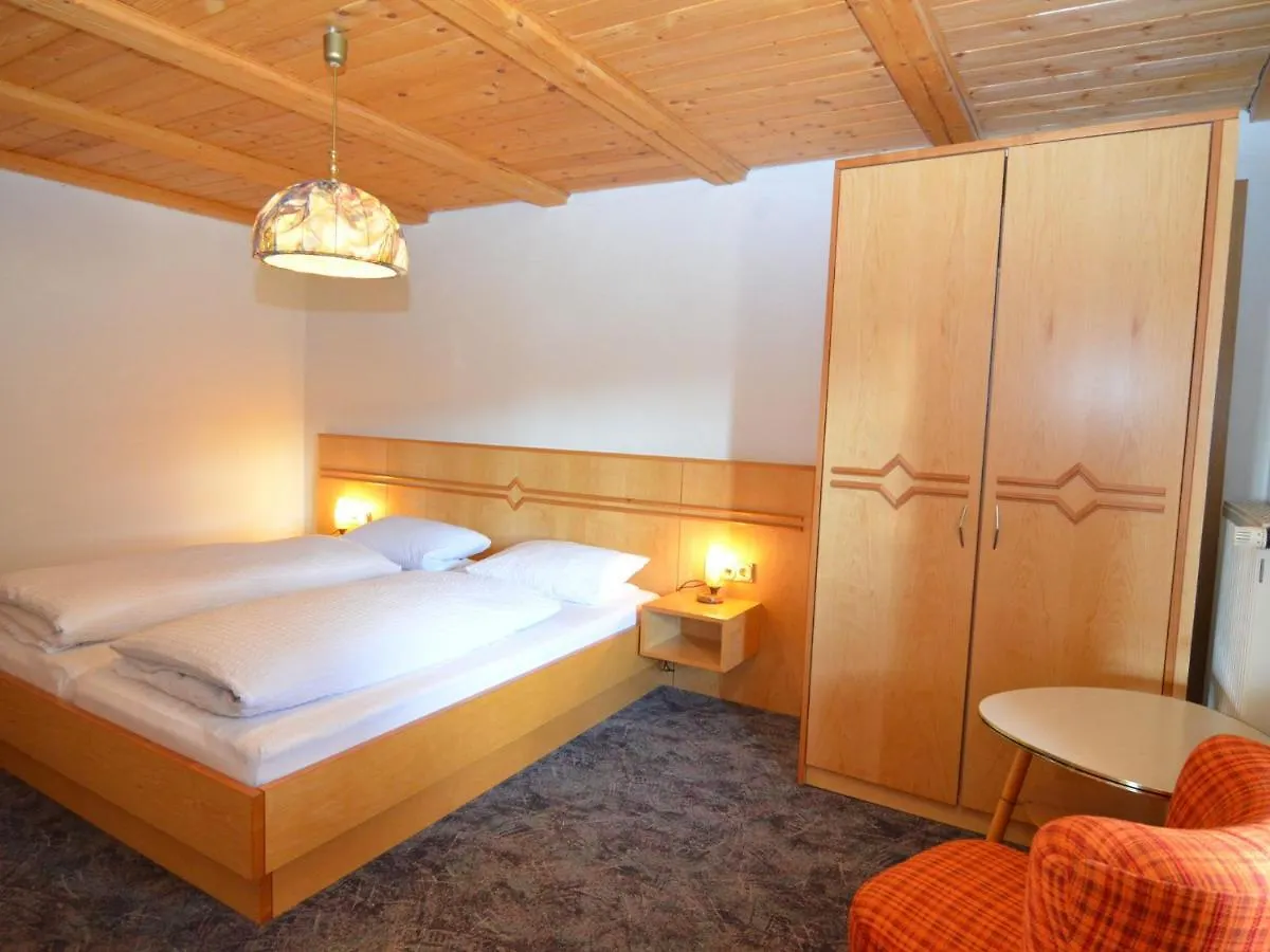 Lovely Holiday Home In Viechtach Near The Forest