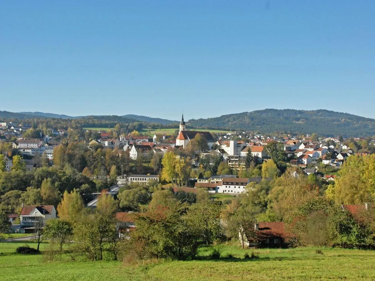 Lovely Holiday Home In Viechtach Near The Forest